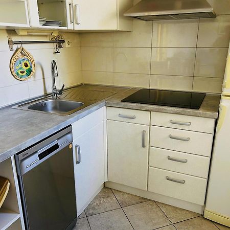 Apartments Vesna Малинска Екстериор снимка