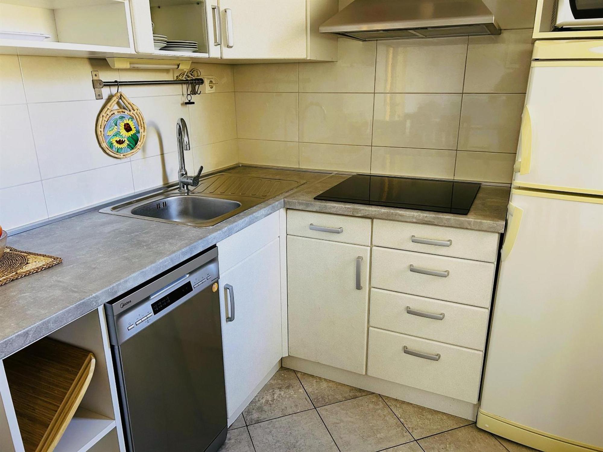 Apartments Vesna Малинска Екстериор снимка